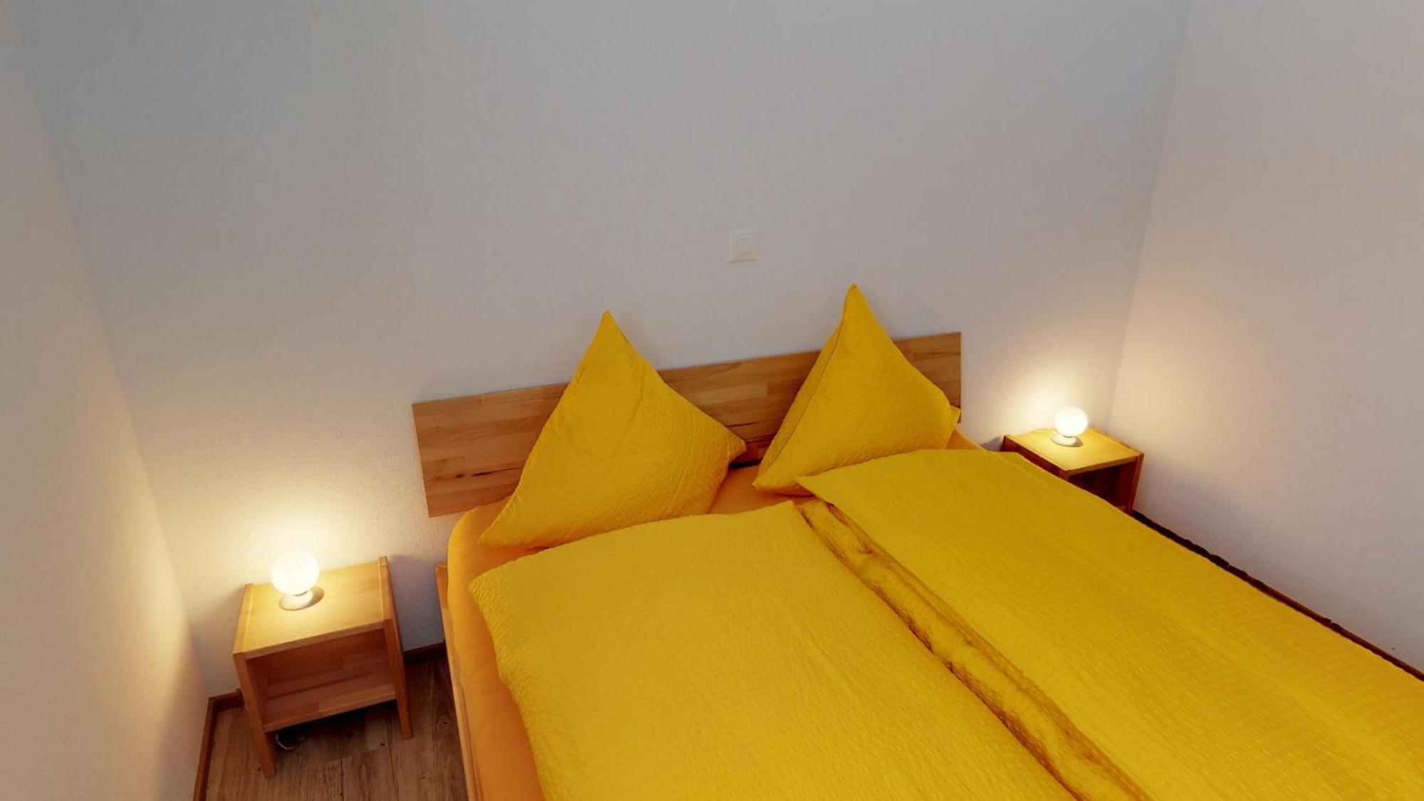Chasa Samalgors Apartman Tschlin Kültér fotó